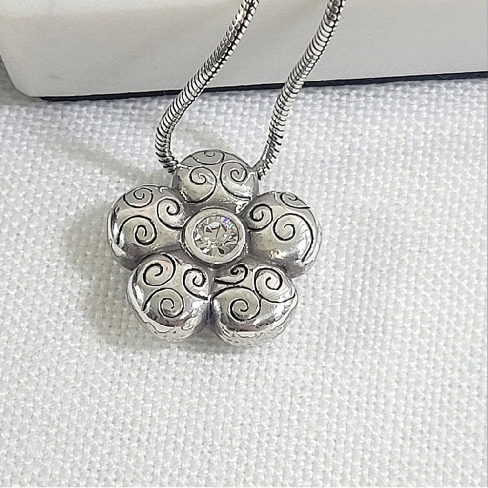 RETIRED Brighton La Vie Flower Necklace